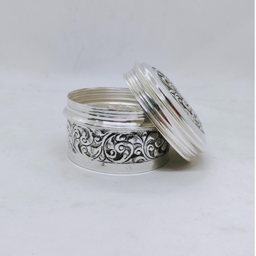 Hallmarked silver box for gifting in antique round...